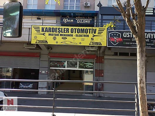 Esenyurt'taki depolu ve kiracılı satılık dükkanın fotoğrafı